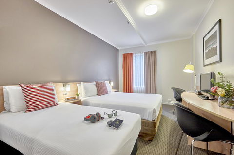 Ibis Perth - Travel Agents 6
