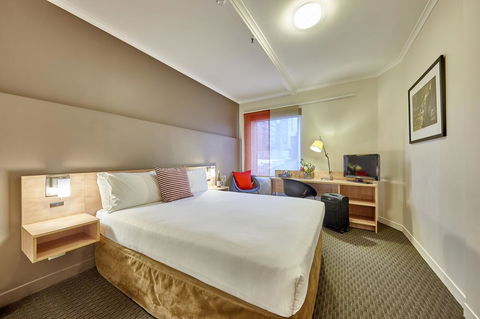 Ibis Perth - Travel Agents 11
