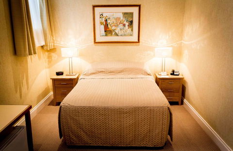 European Hotel - Travel Agents 35