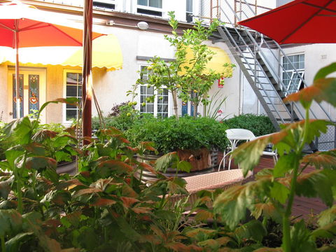 European Hotel - Travel Agents 9