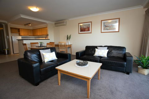 Perth Short Stays - Travel Agents 6