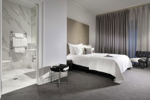 The Melbourne Hotel - Travel Agents 24