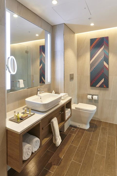 Doubletree By Hilton Perth Northbridge - Travel Search 13