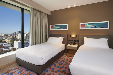 Doubletree By Hilton Perth Northbridge - Travel Search 12