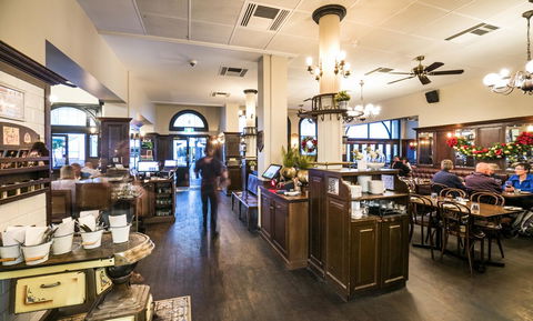 Nightcap At Belgian Beer Cafe - Travel Agents 24