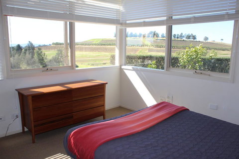 Grapevines Boutique Accommodation - Travel Agents 25