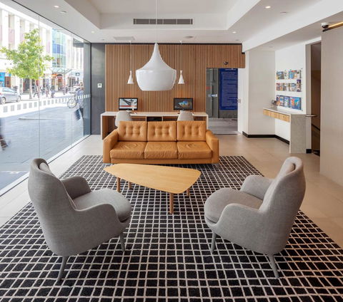 Holiday Inn Perth City Centre, An IHG Hotel - Travel Agents 4