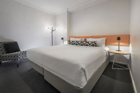 Oaks Perth Hotel - Travel Agents 10