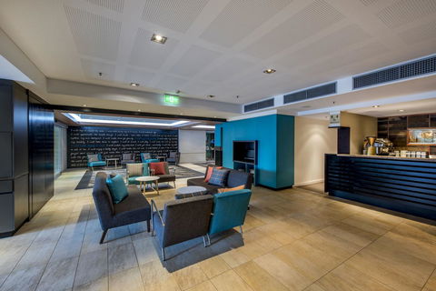 Oaks Perth Hotel - Travel Agents 30