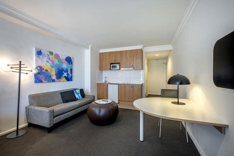 Oaks Perth Hotel - Travel Agents 8