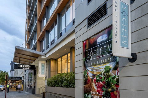 Oaks Perth Hotel - Travel Agents 29
