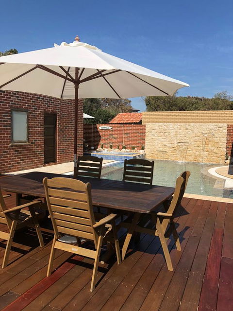 The Compass Beach House - Tourism Guide 15