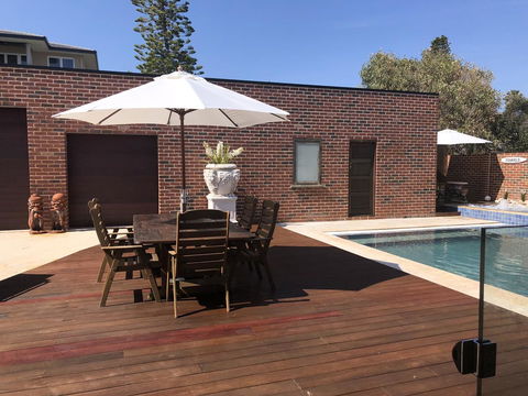 The Compass Beach House - Tourism Guide 23