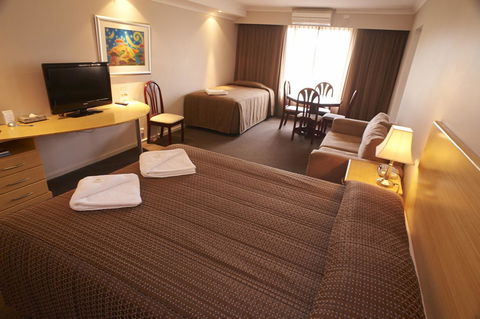 Dog Rock Motel - Tourism Guide 40