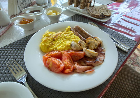 Glenelg On King Bed & Breakfast - Travel Agents 9