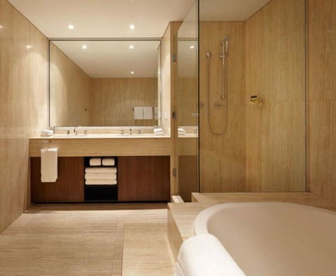 Residence On Langley Park - Tourism Guide 2