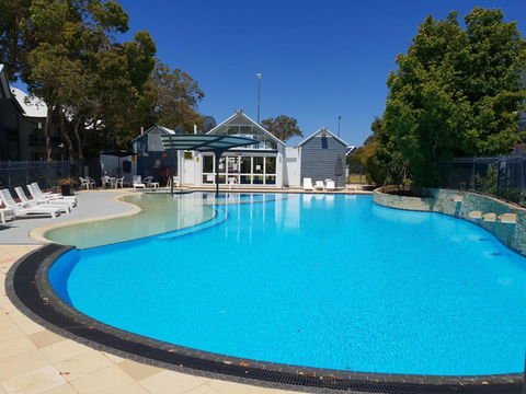 Mandurah Quay Resort - Tourism Guide 28
