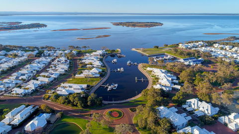Mandurah Quay Resort - Tourism Guide 8
