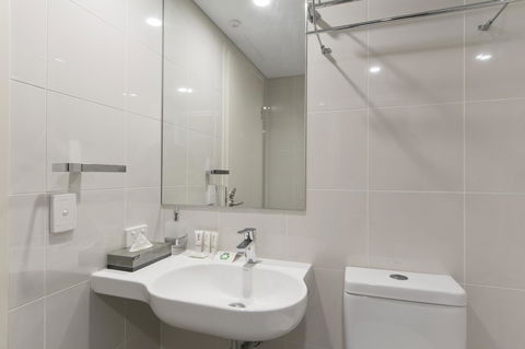 Metro Hotel Perth - Tourism Guide 30