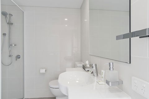 Metro Hotel Perth - Tourism Guide 2
