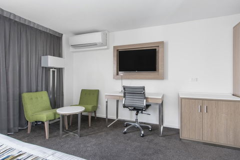 Metro Hotel Perth - Tourism Guide 21