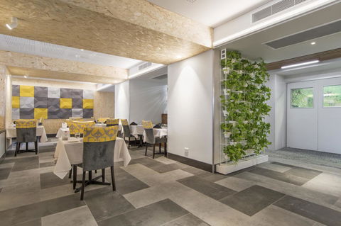 Metro Hotel Perth - Tourism Guide 14