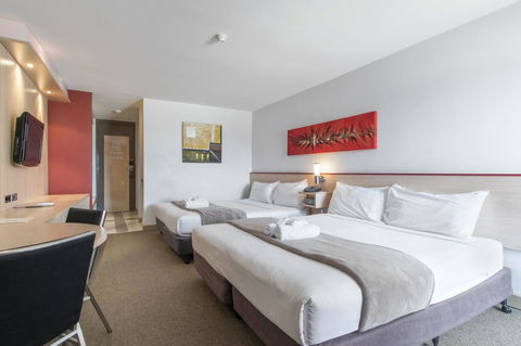 Metro Hotel Perth - Tourism Guide 22