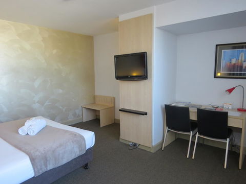 Metro Hotel Perth - Tourism Guide 42