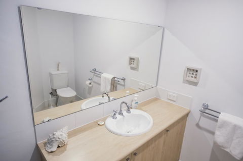 FortyTwo - Oceanside Retreat Busselton - Travel Agents 13