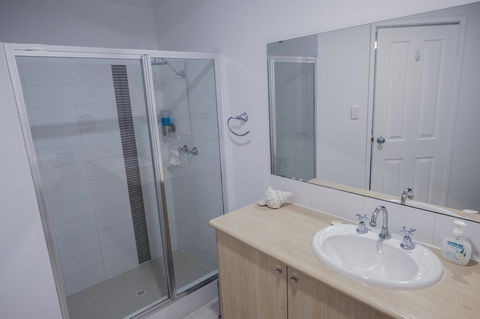 FortyTwo - Oceanside Retreat Busselton - Travel Agents 12