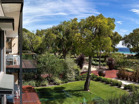 Aqua Resort Busselton - Travel Agents 18
