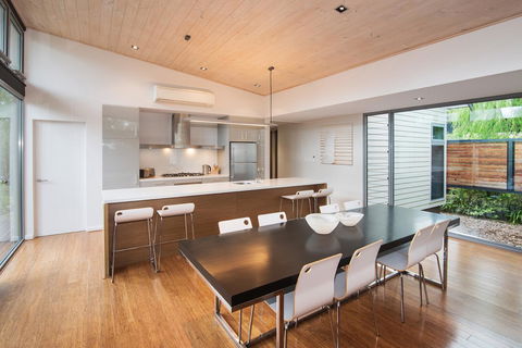 Aqua Resort Busselton - Travel Agents 2
