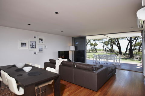 Aqua Resort Busselton - Travel Agents 7