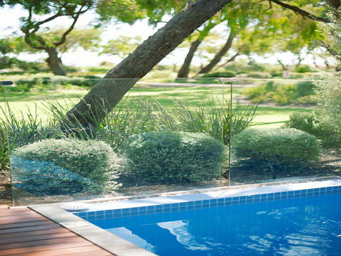 Aqua Resort Busselton - Travel Agents 19