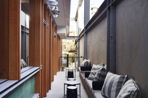 Alex Hotel - Tourism Guide 24