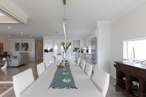 Epsom On Swan Bed & Breakfast - Travel Search 3