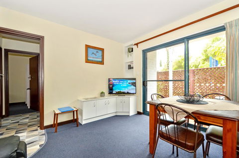 Dolphin Lodge Albany - Self Contained Apartments At Middleton Beach - Tourism Guide 27