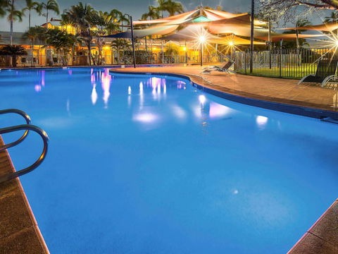 The Continental Hotel - Travel Agents 43