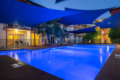 The Continental Hotel - Travel Agents 5