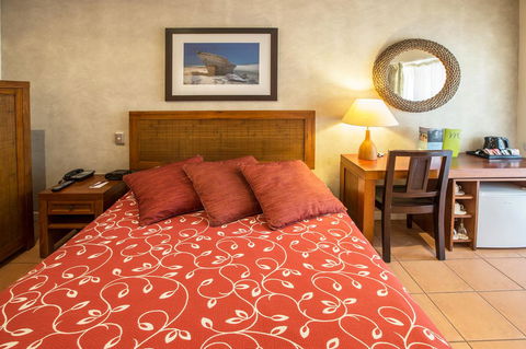 The Continental Hotel - Travel Agents 34