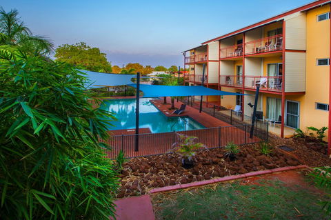 The Continental Hotel - Travel Agents 25