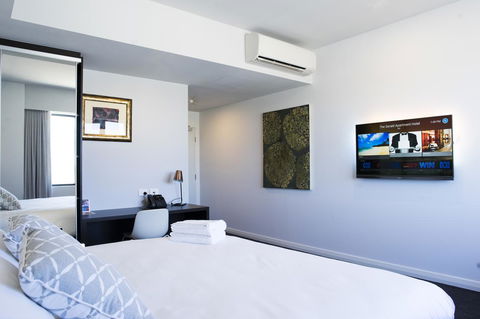 The Gerald Apartment Hotel - Cruises Travel 38