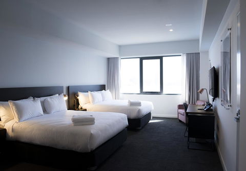 The Gerald Apartment Hotel - Cruises Travel 42
