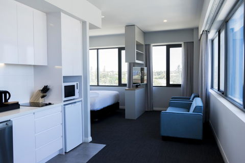 The Gerald Apartment Hotel - Cruises Travel 4
