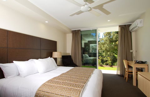 The Remington Muswellbrook - Cruises Travel 26