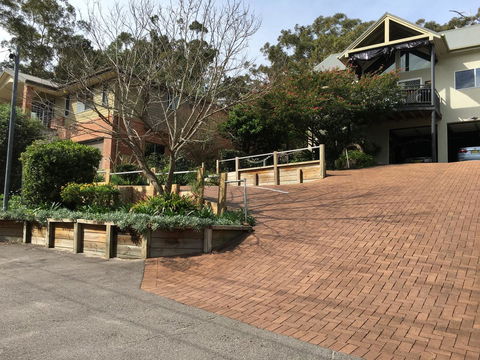 Nelson Bay Bed & Breakfast - Cruises Travel 12