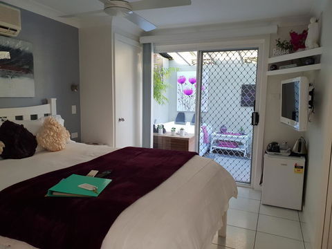 Nelson Bay Bed & Breakfast - Cruises Travel 2