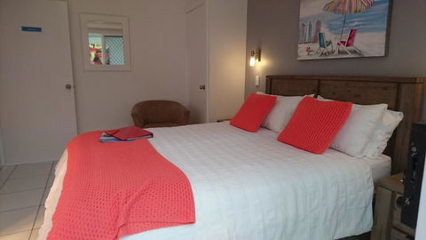 Nelson Bay Bed & Breakfast - Cruises Travel 15