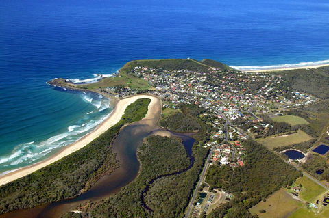 Crescent Head Spa Villa - Travel Search 17