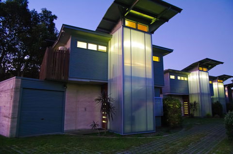 Crescent Head Spa Villa - Travel Search 18